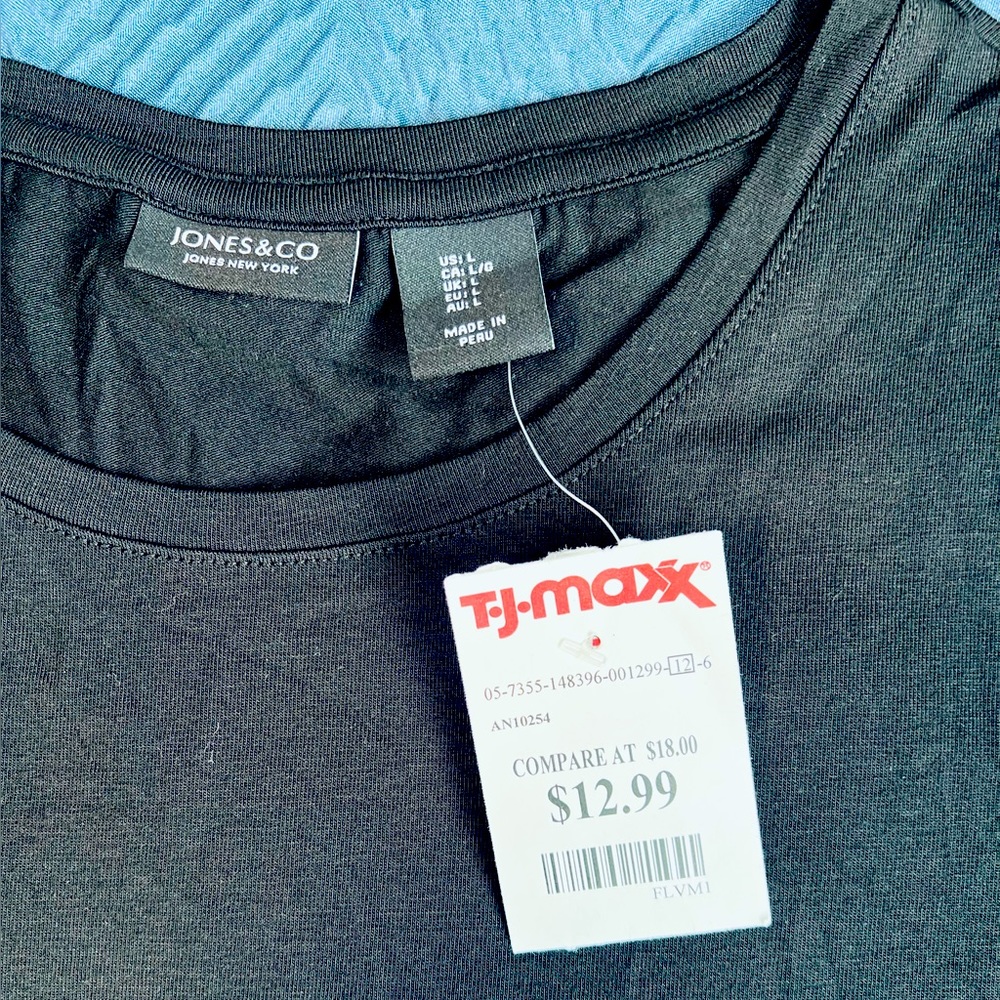 Woman’s Basic | Black | Long Sleeve Shirt | Jones New York - Picture 3 of 4